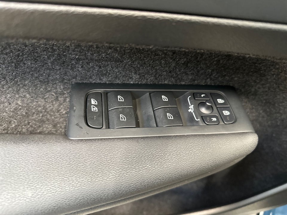 Volvo EX40 Extended Range Core 5d