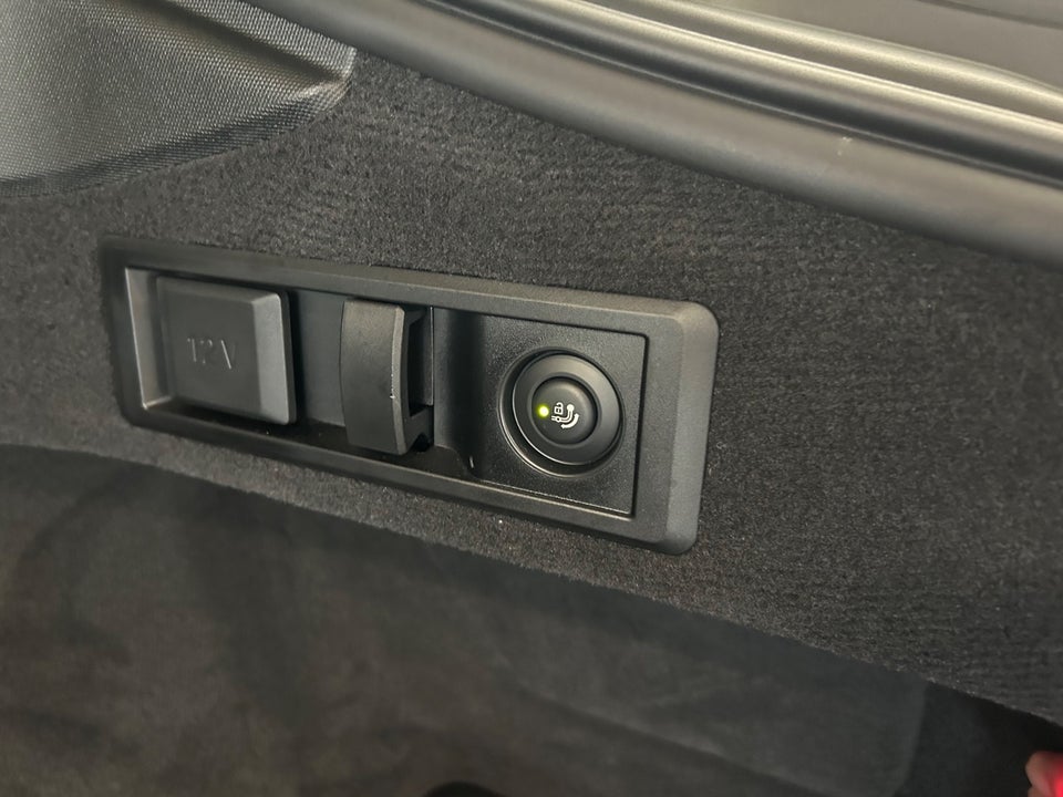 BMW i4 xDrive40 Fully Charged M-Sport 5d