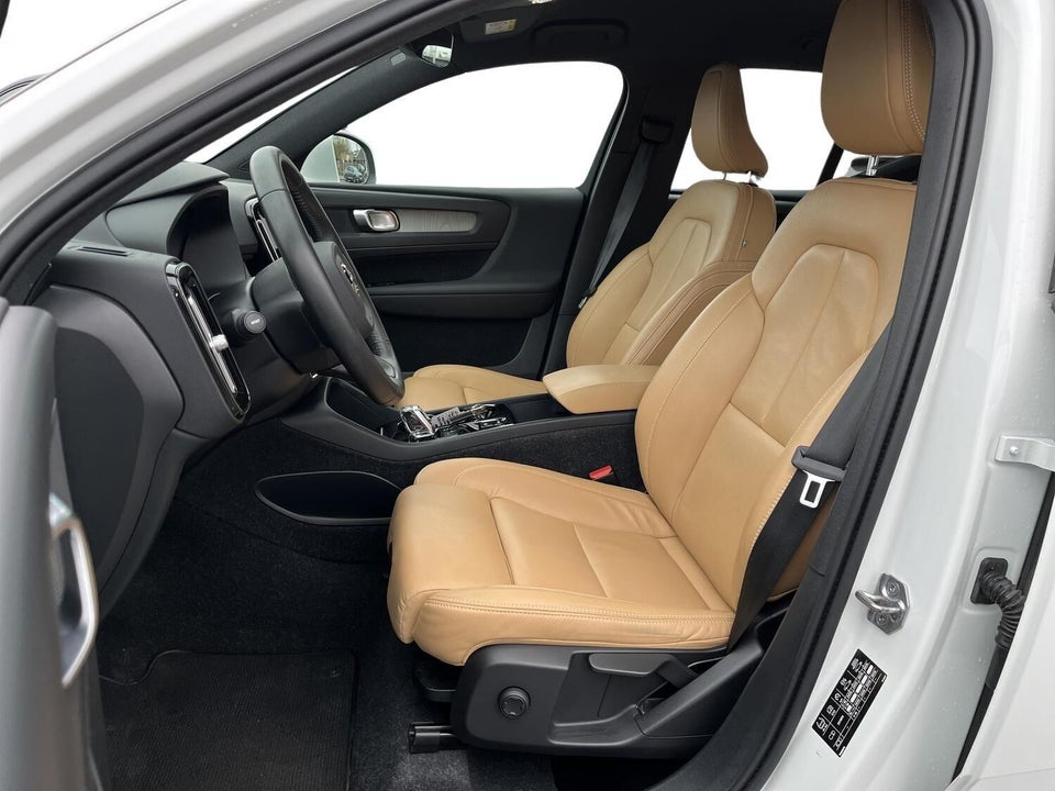 Volvo XC40 1,5 T4 ReCharge Inscription aut. 5d