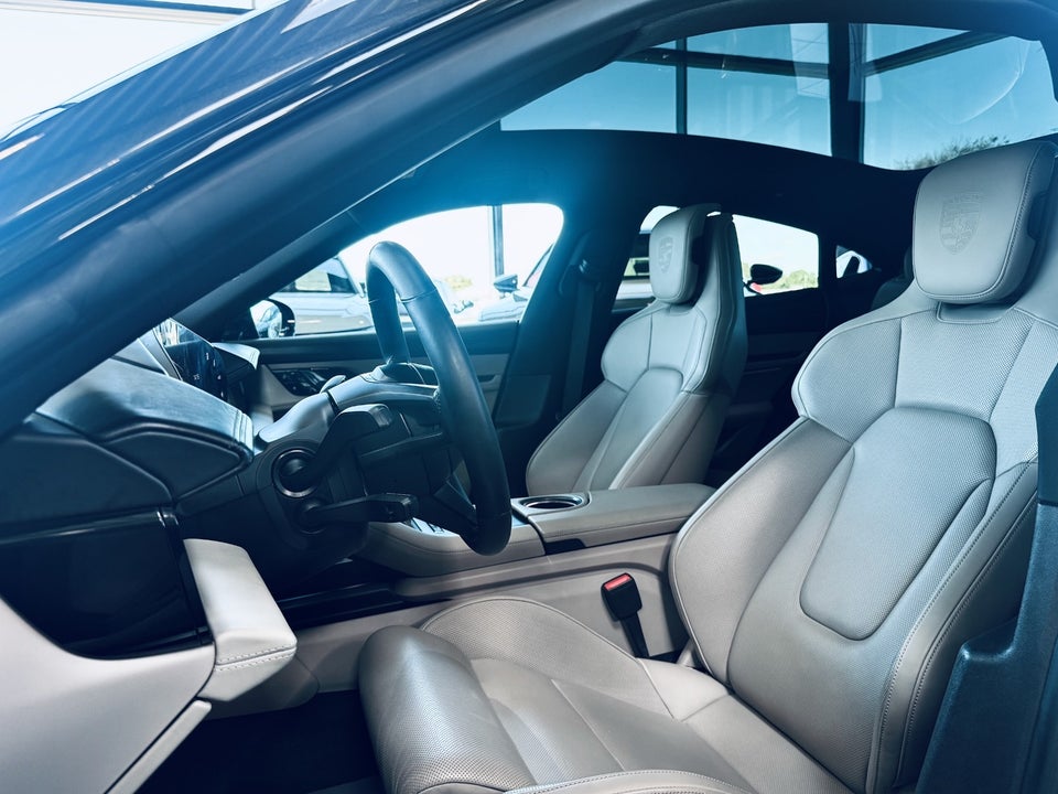 Porsche Taycan 4S Performance+ 4d