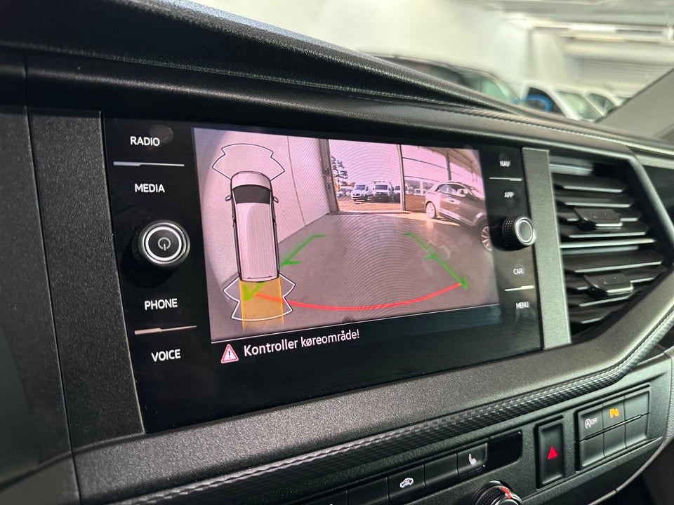 VW Transporter 2,0 TDi 204 Kassevogn DSG lang