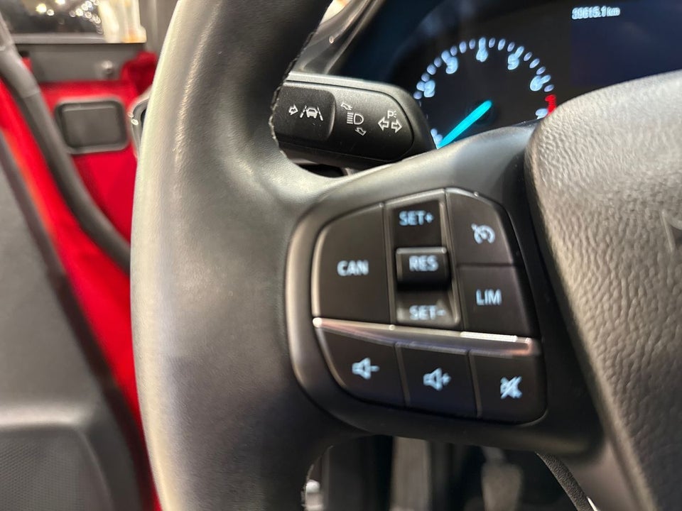 Ford Puma 1,0 EcoBoost mHEV Titanium 5d