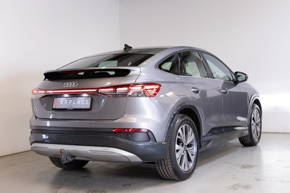 Audi Q4 e-tron 40 Advanced Sportback 5d