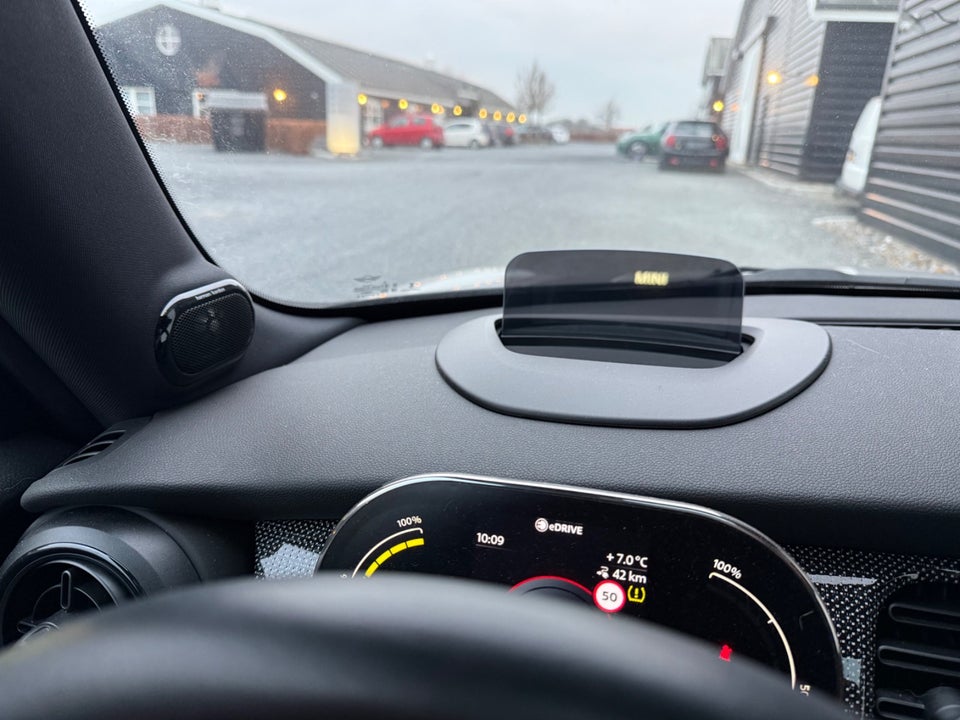 MINI Cooper SE Yours Trim 3d