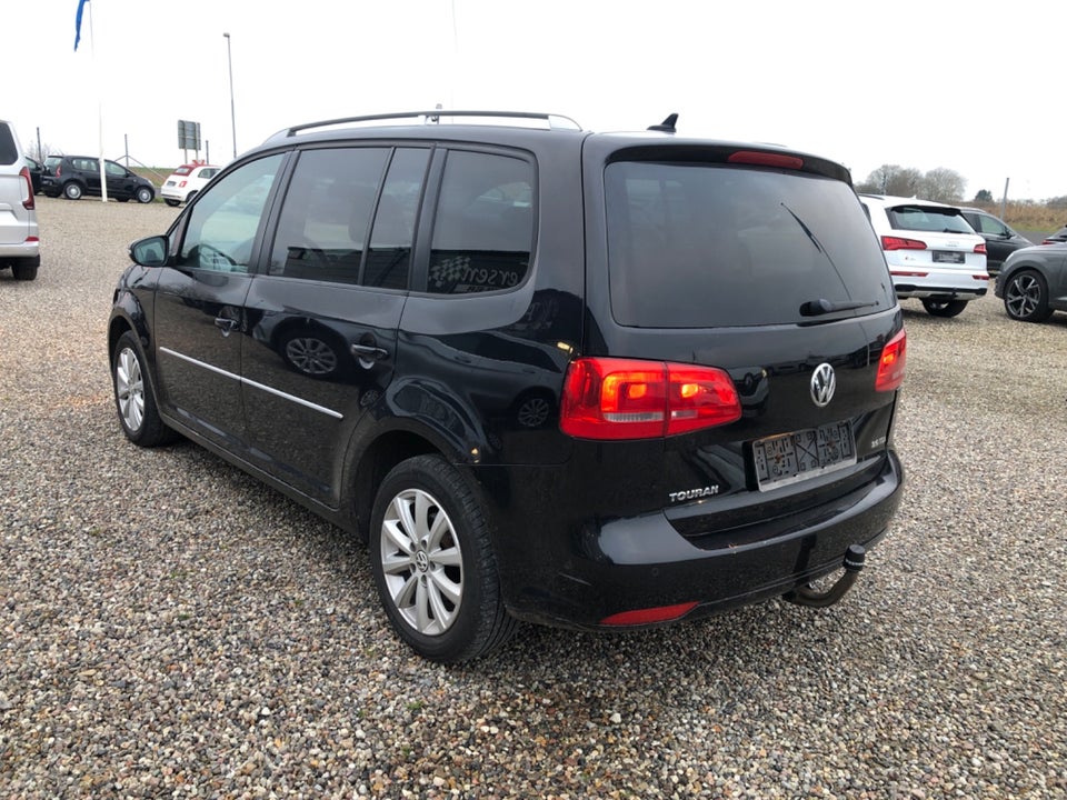 VW Touran 2,0 TDi 140 Comfortline BMT 7prs 5d