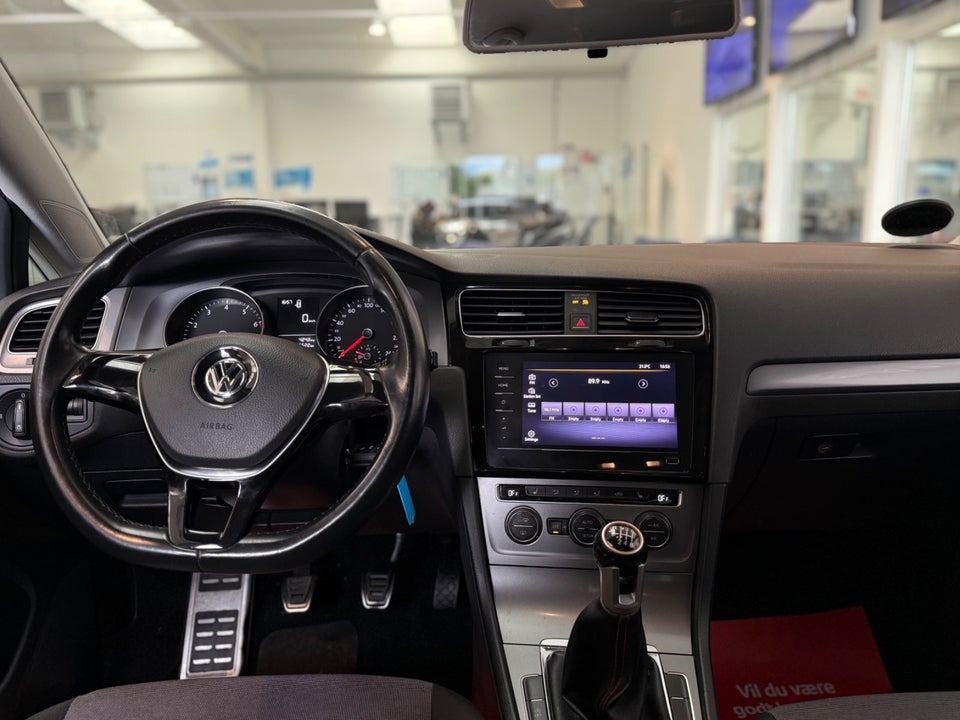 VW Golf VII 1,2 TSi 105 BMT 5d