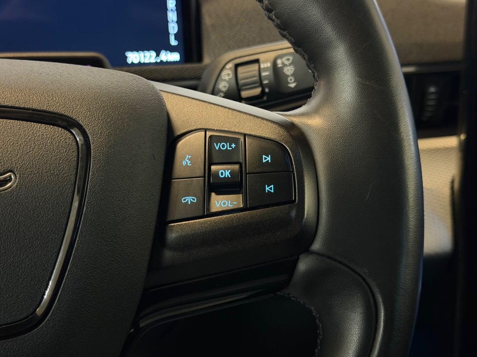 Ford Mustang Mach-E 68 Standard Range 5d