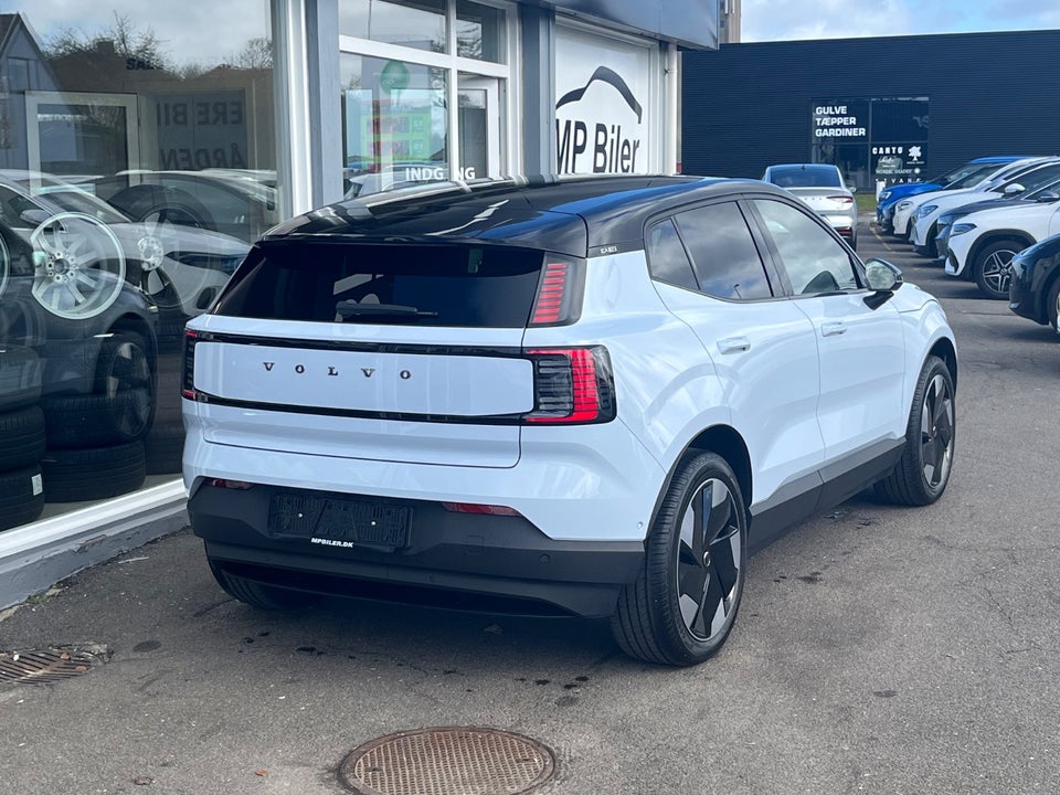 Volvo EX30 Extended Range Ultra 5d