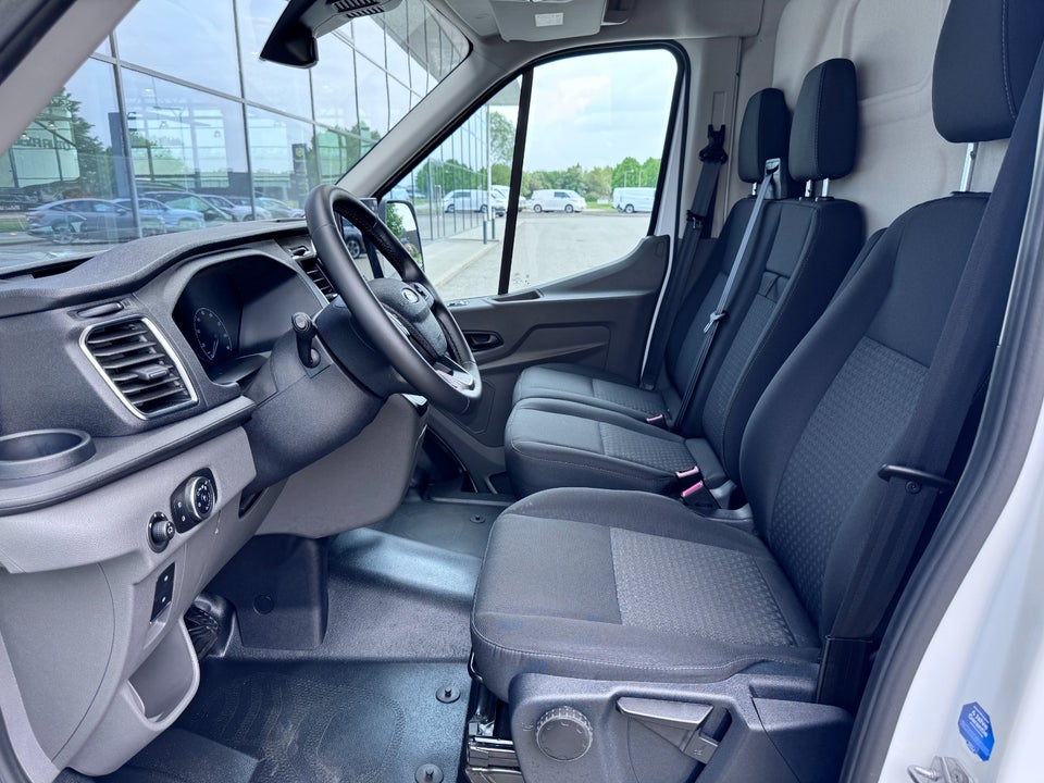 Ford E-Transit 350 L2 Van 68 Trend H2 RWD