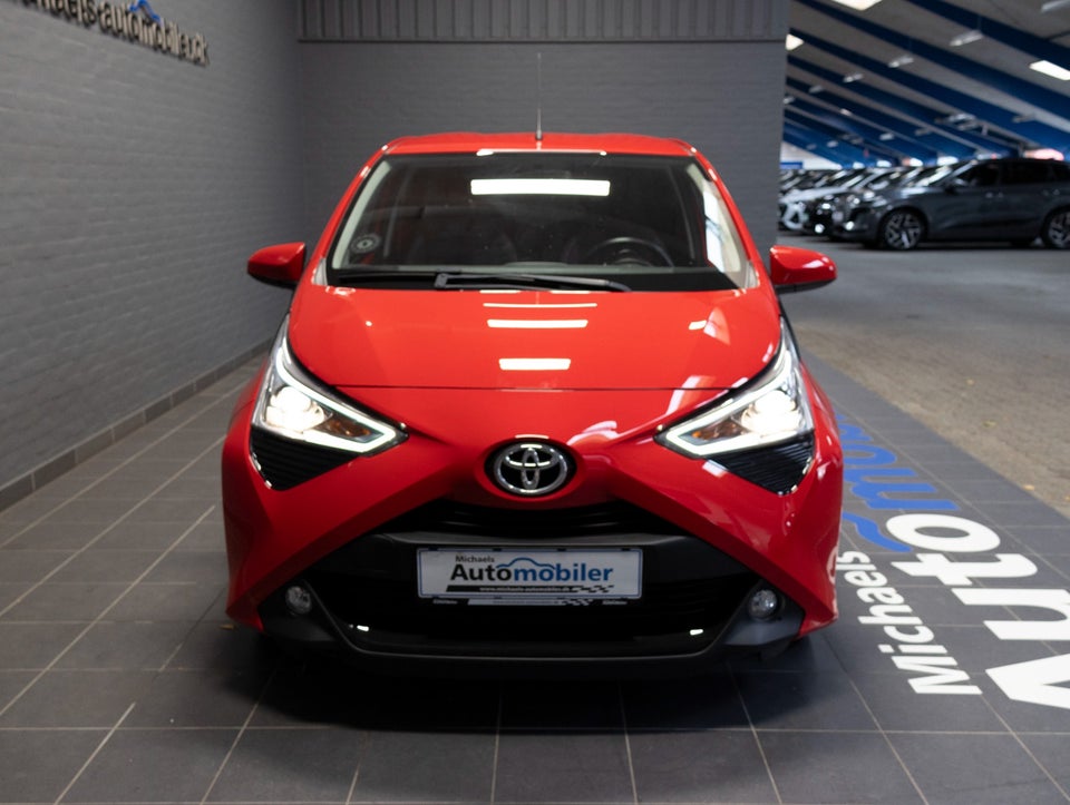 Toyota Aygo 1,0 VVT-i x-press 5d