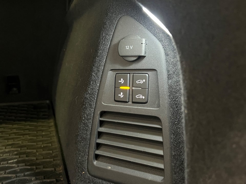 VW Touareg 3,0 TDi 286 R-line aut. 4Motion 5d