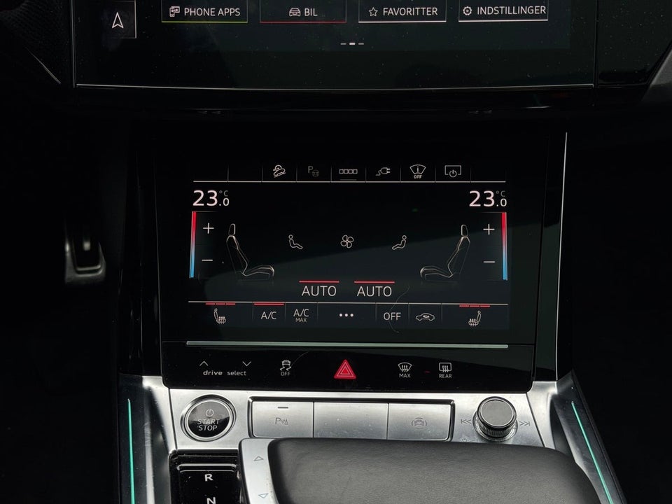 Audi Q8 e-tron 55 S-line Sportback quattro 5d