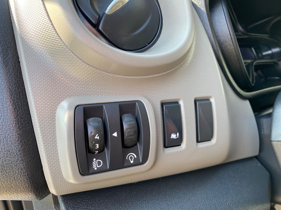 Renault Trafic T29 1,6 dCi 125 L2H1