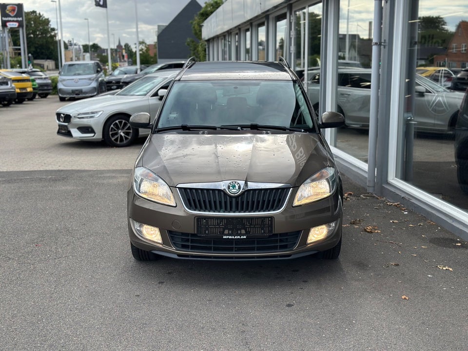 Skoda Roomster 1,2 TSi 105 Ambition 5d