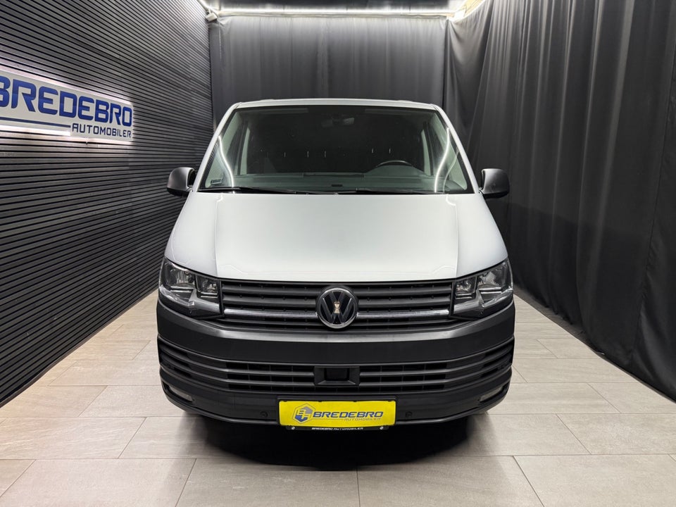 VW Transporter 2,0 TDi 150 Kassevogn DSG lang