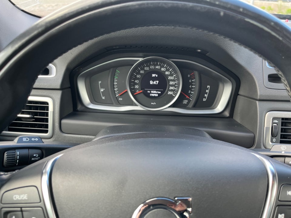 Volvo S80 2,0 T5 240 Momentum aut. 4d