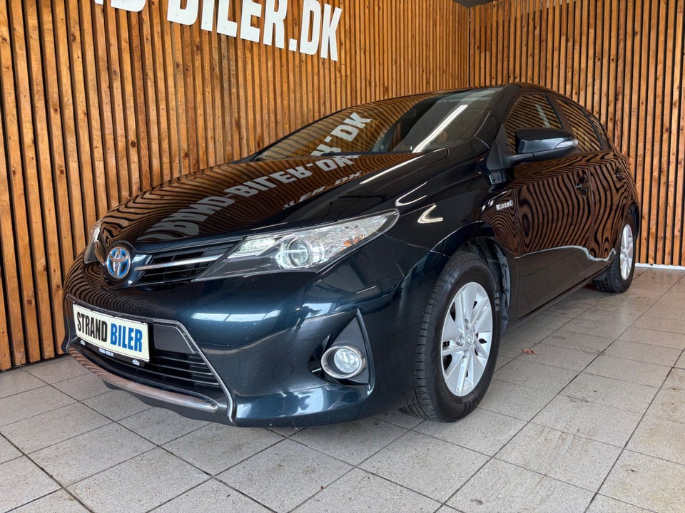 Toyota Auris 1,8 Hybrid H2 CVT 5d