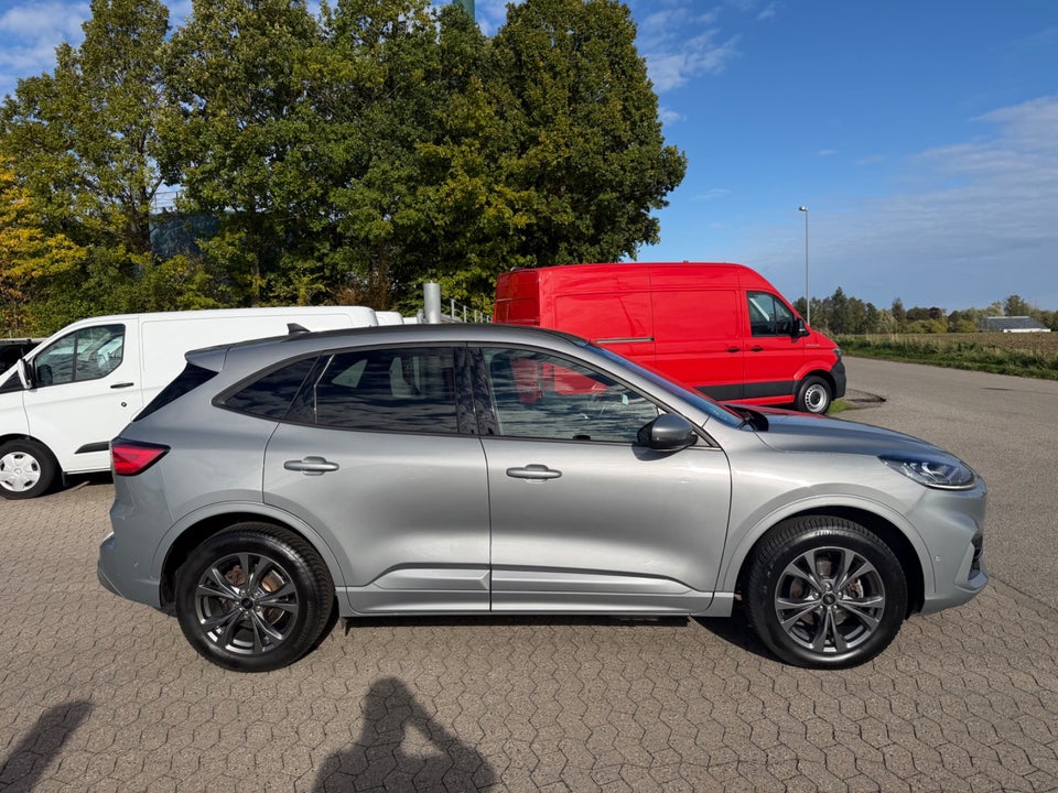 Ford Kuga 2,5 PHEV ST-Line CVT Van 5d