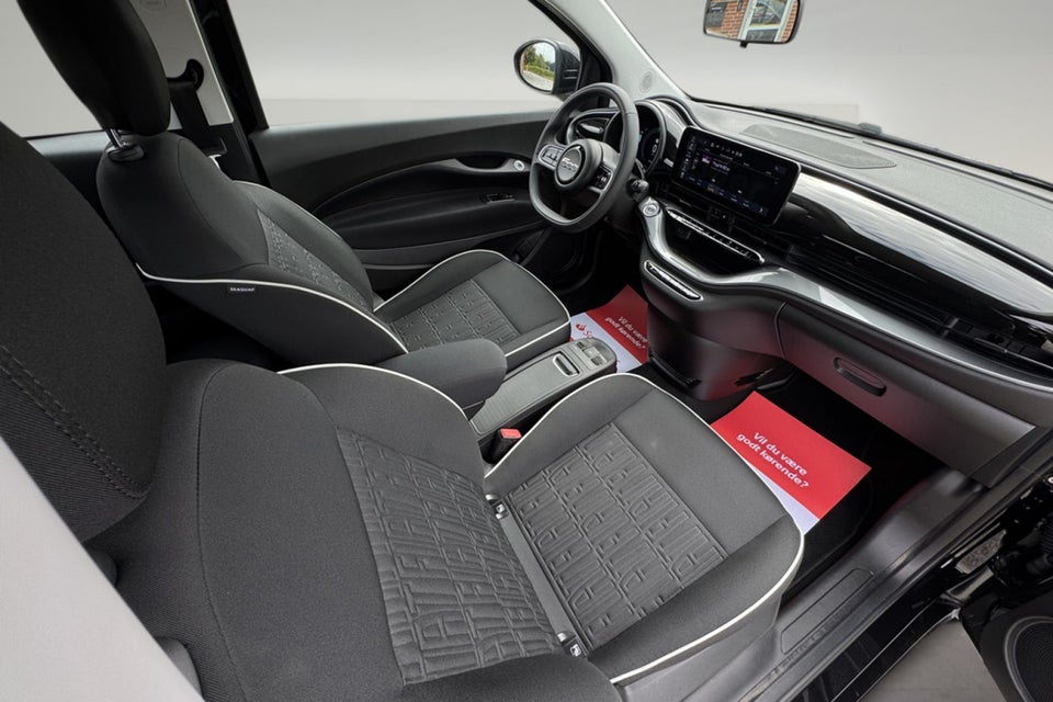 Fiat 500e 42 Icon 3+1 4d