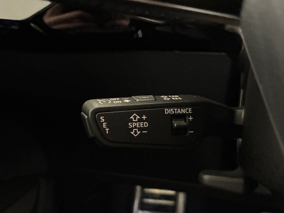 Audi Q8 e-tron 50 S-line quattro 5d