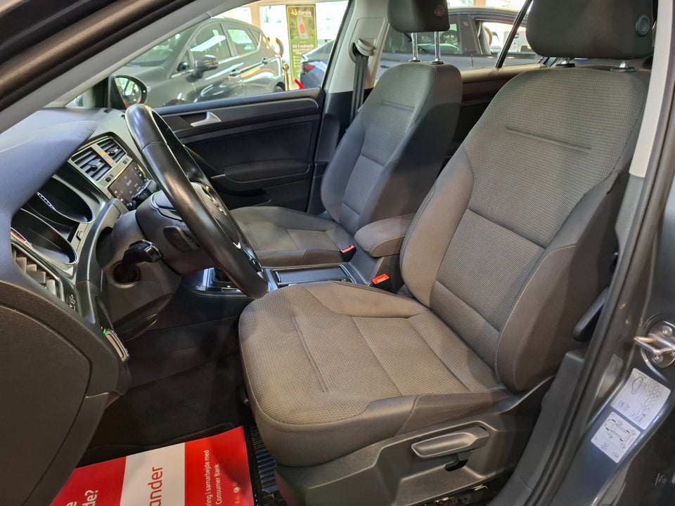 VW Golf VII 1,5 TSi 130 Comfortline DSG 5d