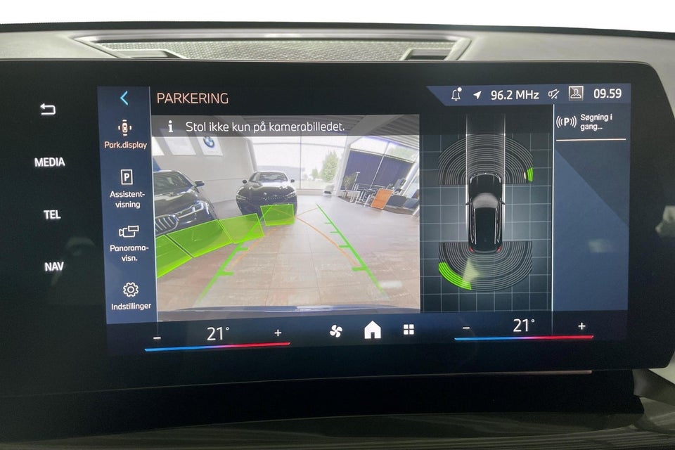 BMW iX1 eDrive20 X-Line 5d