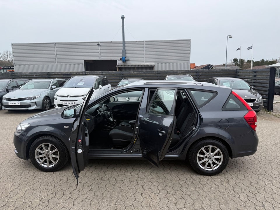 Kia Ceed 1,6 CRDi 115 Active SW 5d