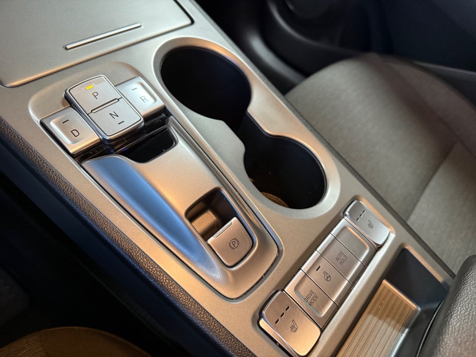 Hyundai Kona 64 EV Essential 5d