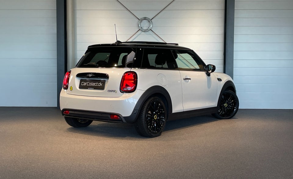 MINI Cooper SE Maximise 3d