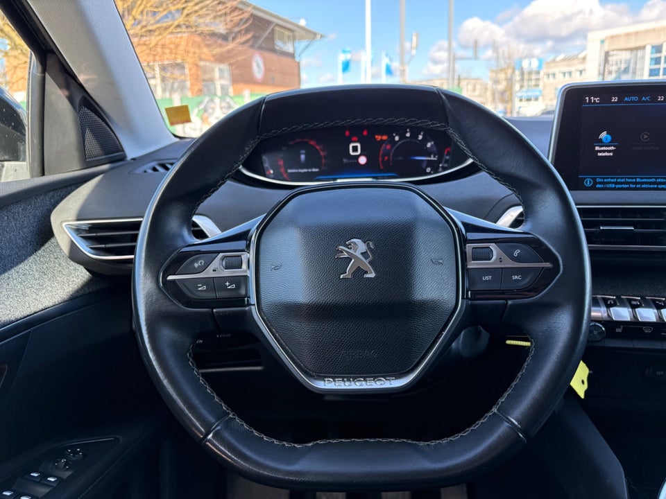 Peugeot 5008 1,2 e-THP 130 Allure 7prs 5d