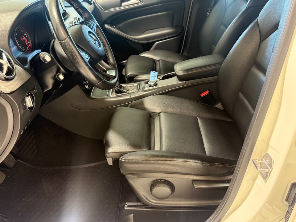 Mercedes B200 d 2,2 Urban 5d