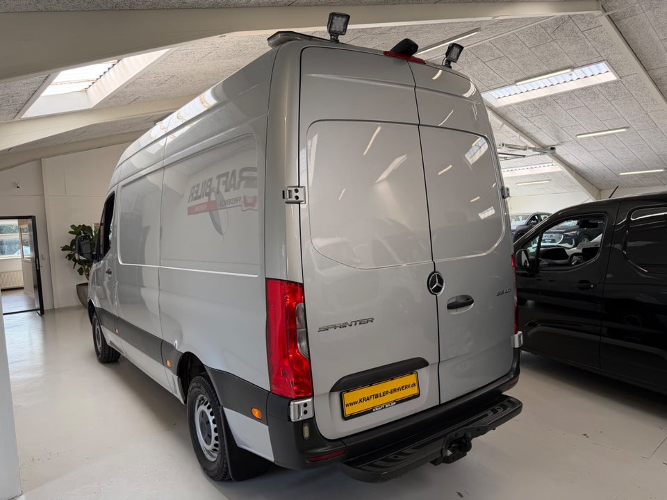 Mercedes Sprinter 316 2,2 CDi A2 Kassevogn aut. RWD