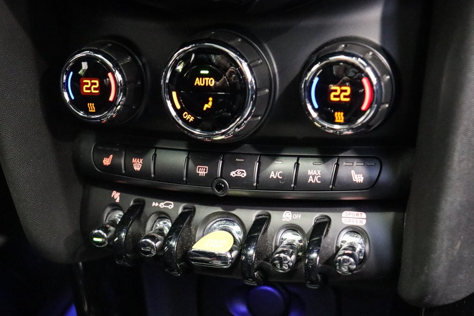 MINI Cooper SE Maximise 3d