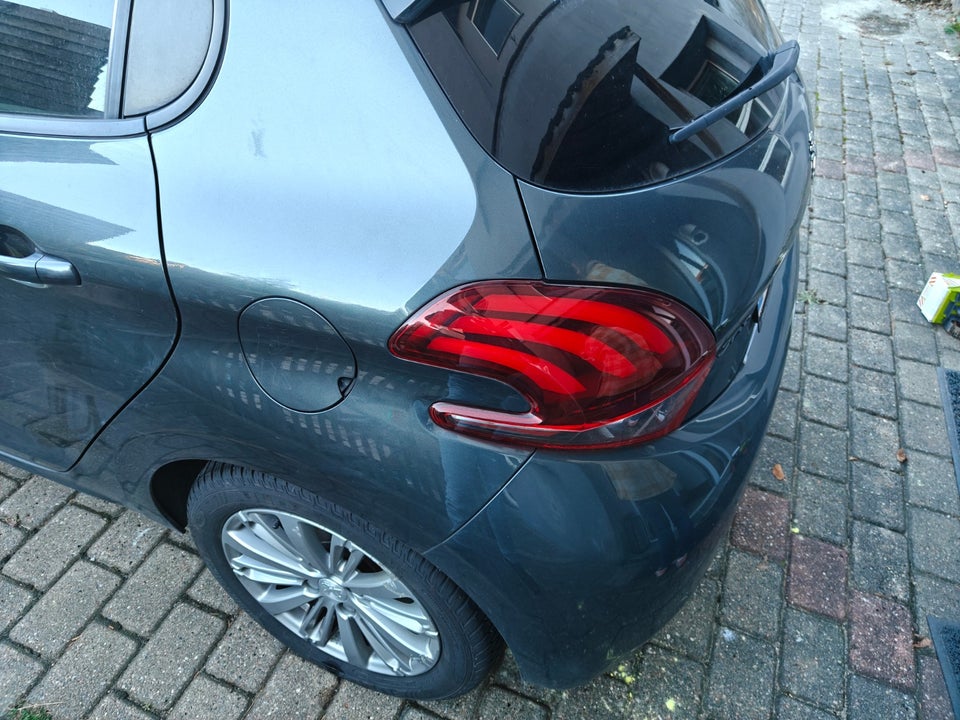 Peugeot 208 1,2 VTi 82 Active 5d