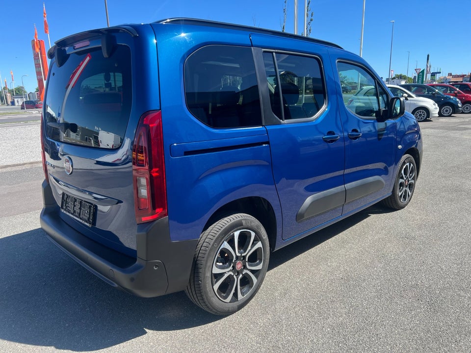 Fiat Doblò E 50 Launch 5d