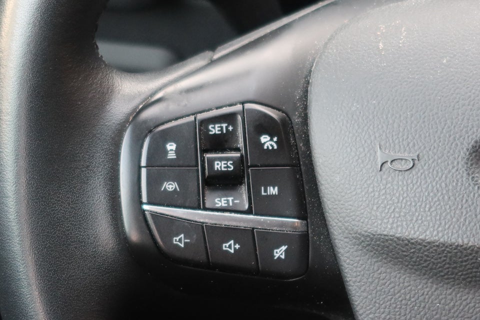 Ford Kuga 2,5 PHEV Titanium CVT 5d