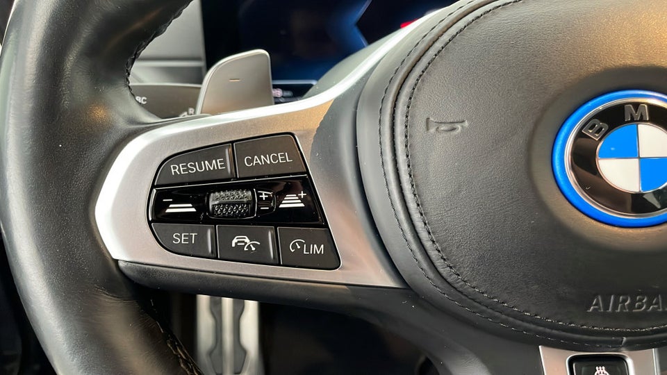 BMW 330e 2,0 Touring M-Sport aut. 5d