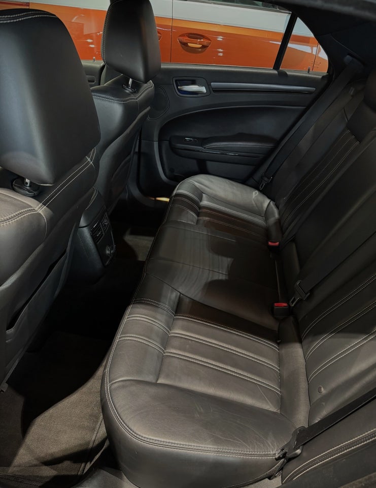 Chrysler 300C 3,6 V6 aut. 4d