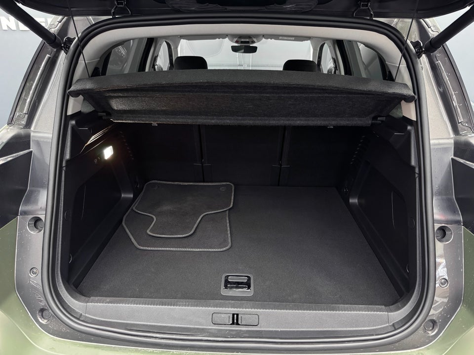 Citroën C5 Aircross 1,6 Hybrid Shine Sport EAT8 5d