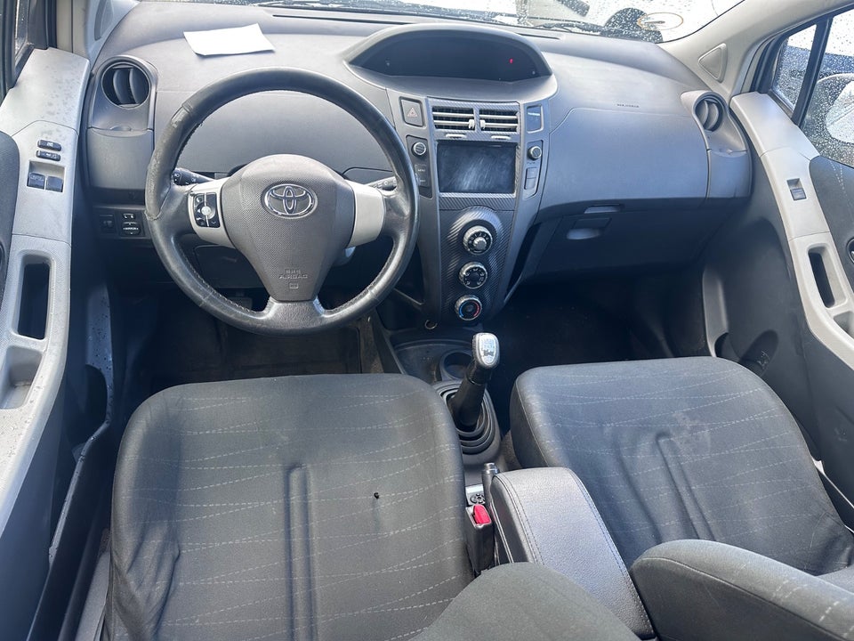 Toyota Yaris 1,4 D-4D Luna 5d