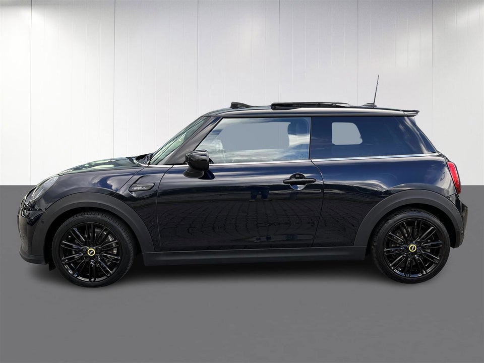 MINI Cooper SE Classic Trim 3d