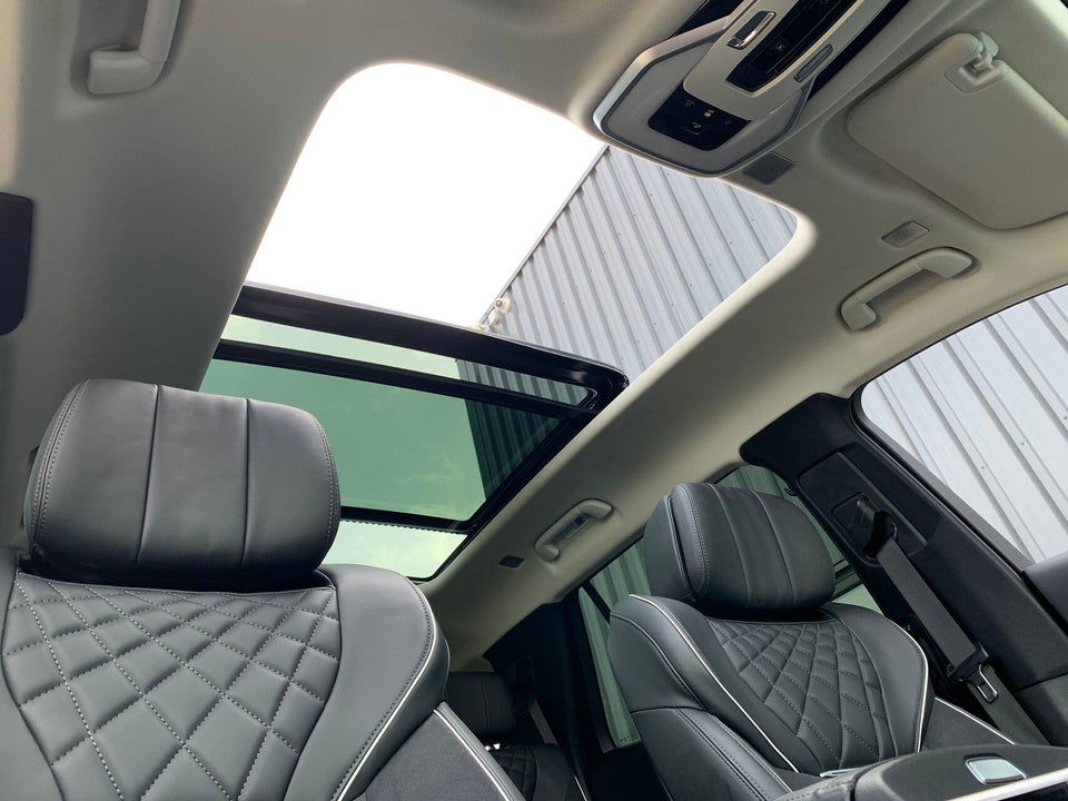 Hongqi E-HS9 99 Premium 5d