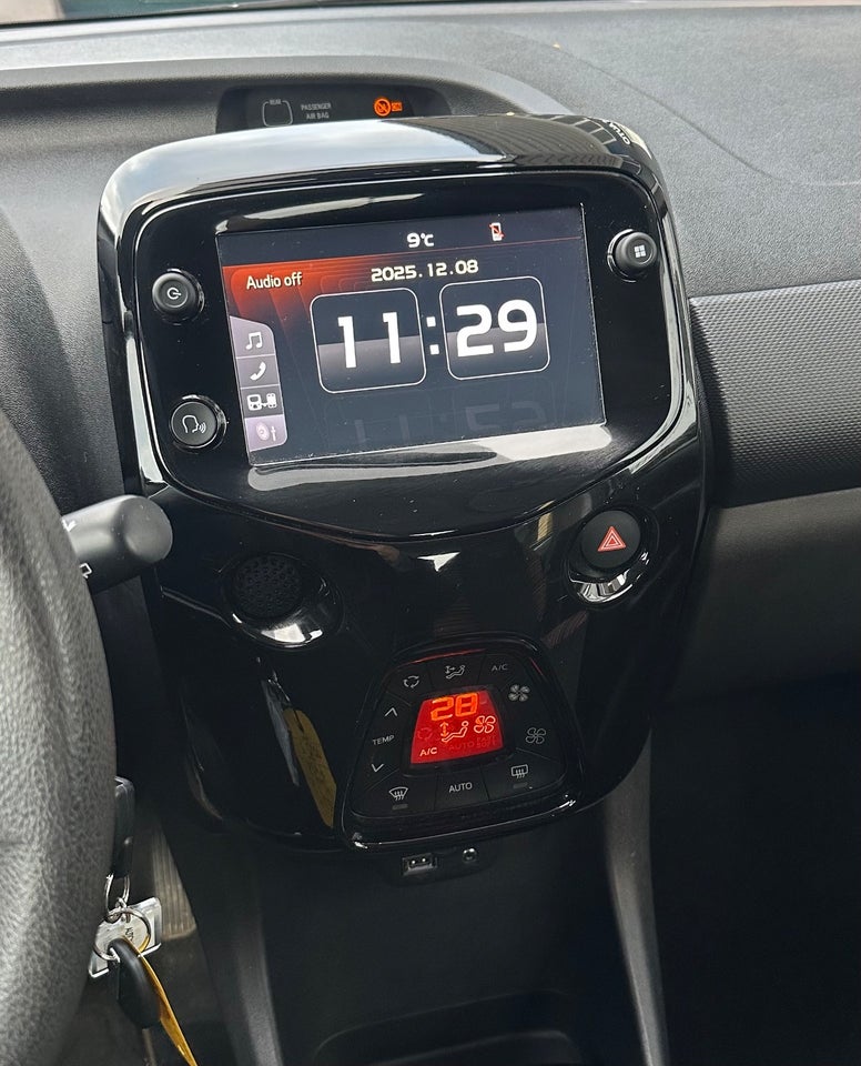 Citroën C1 1,0 VTi Shine 5d