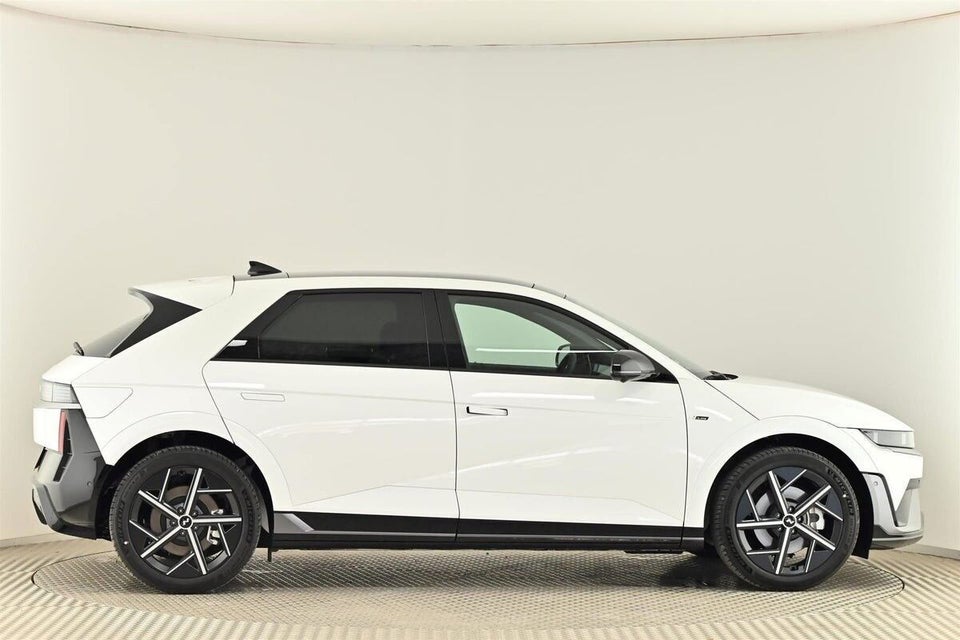 Hyundai Ioniq 5 84 N Line+ 5d