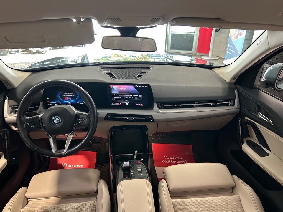 BMW iX1 xDrive30 5d