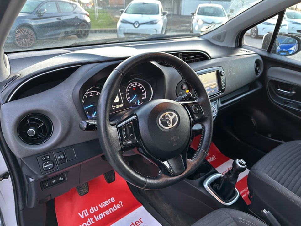 Toyota Yaris 1,0 T2 5d