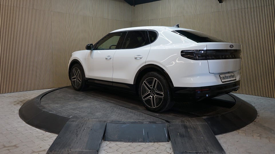 Ford Capri 79 Premium Extended Range AWD 5d