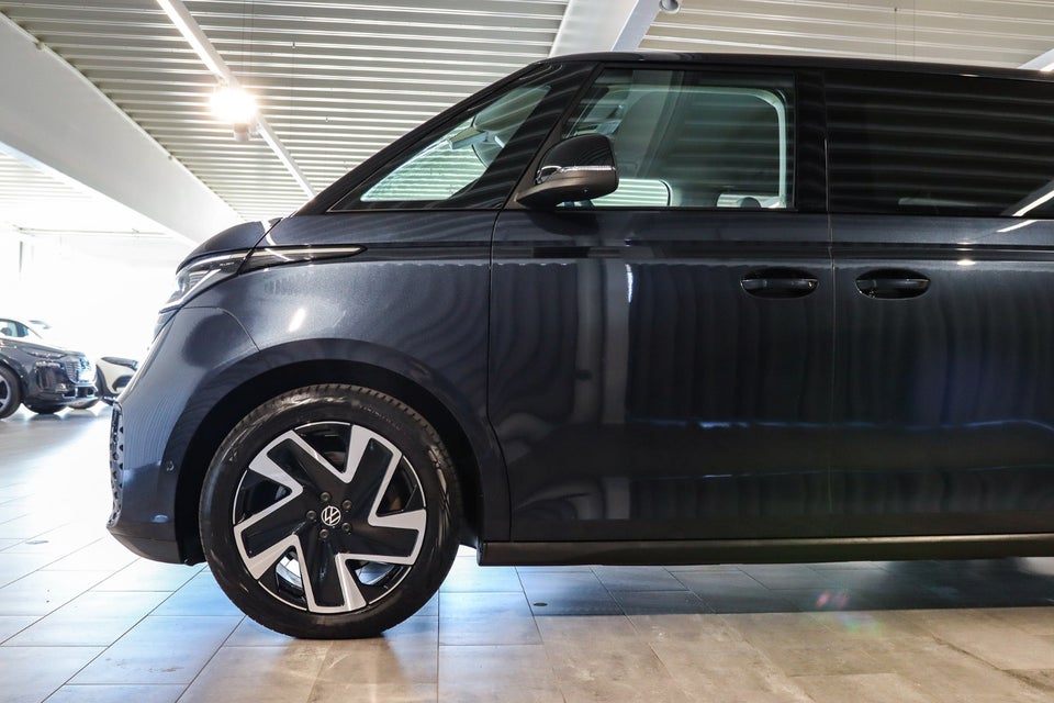 VW ID.Buzz 77 Style 75 Years Edition SWB 5d