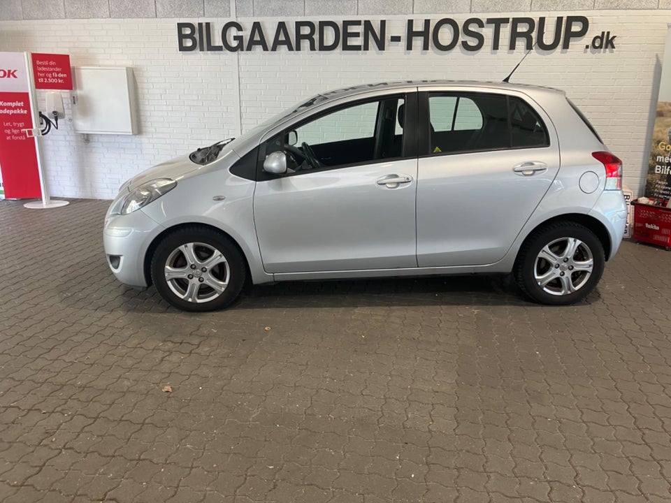 Toyota Yaris 1,3 T2 5d