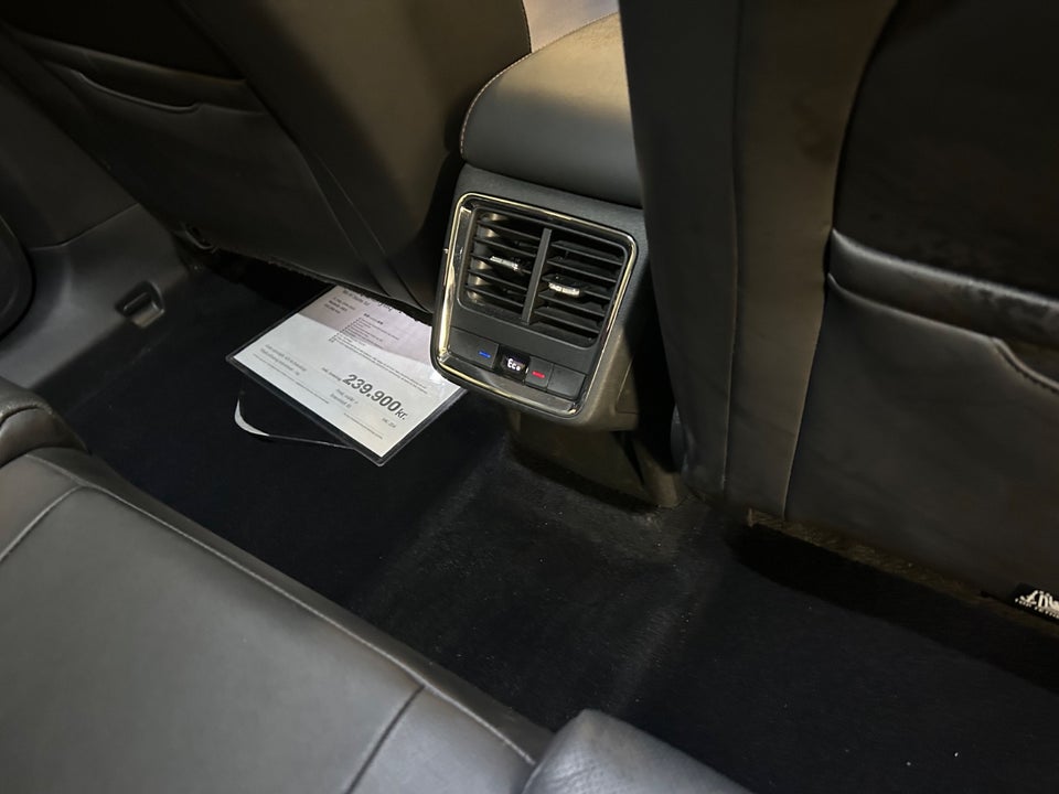 Skoda Enyaq 80 iV Suite 5d